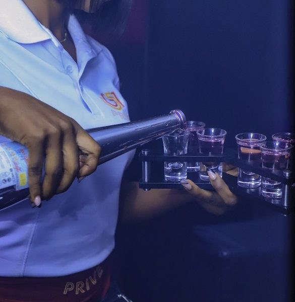 prive-ads prive-ads